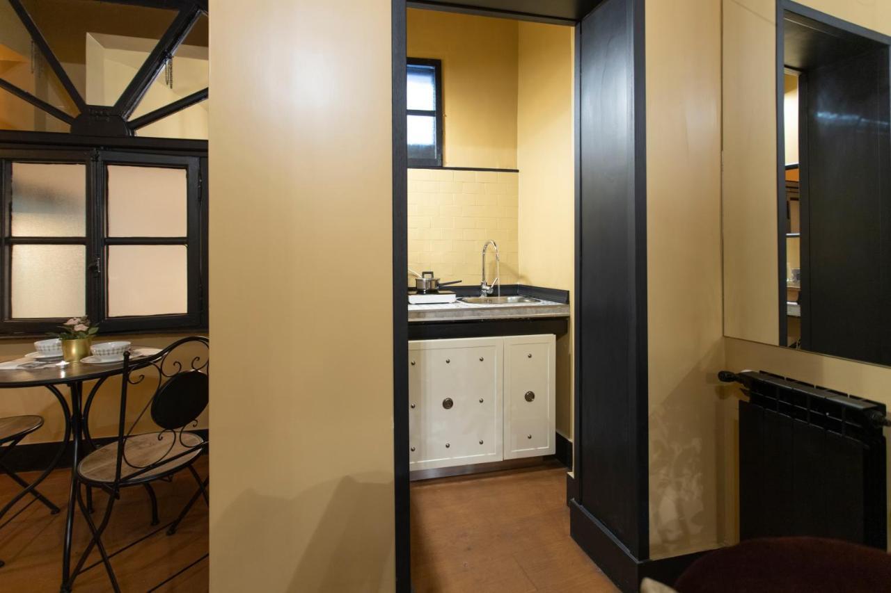 Cloe - Hidden Suite Rome Bagian luar foto