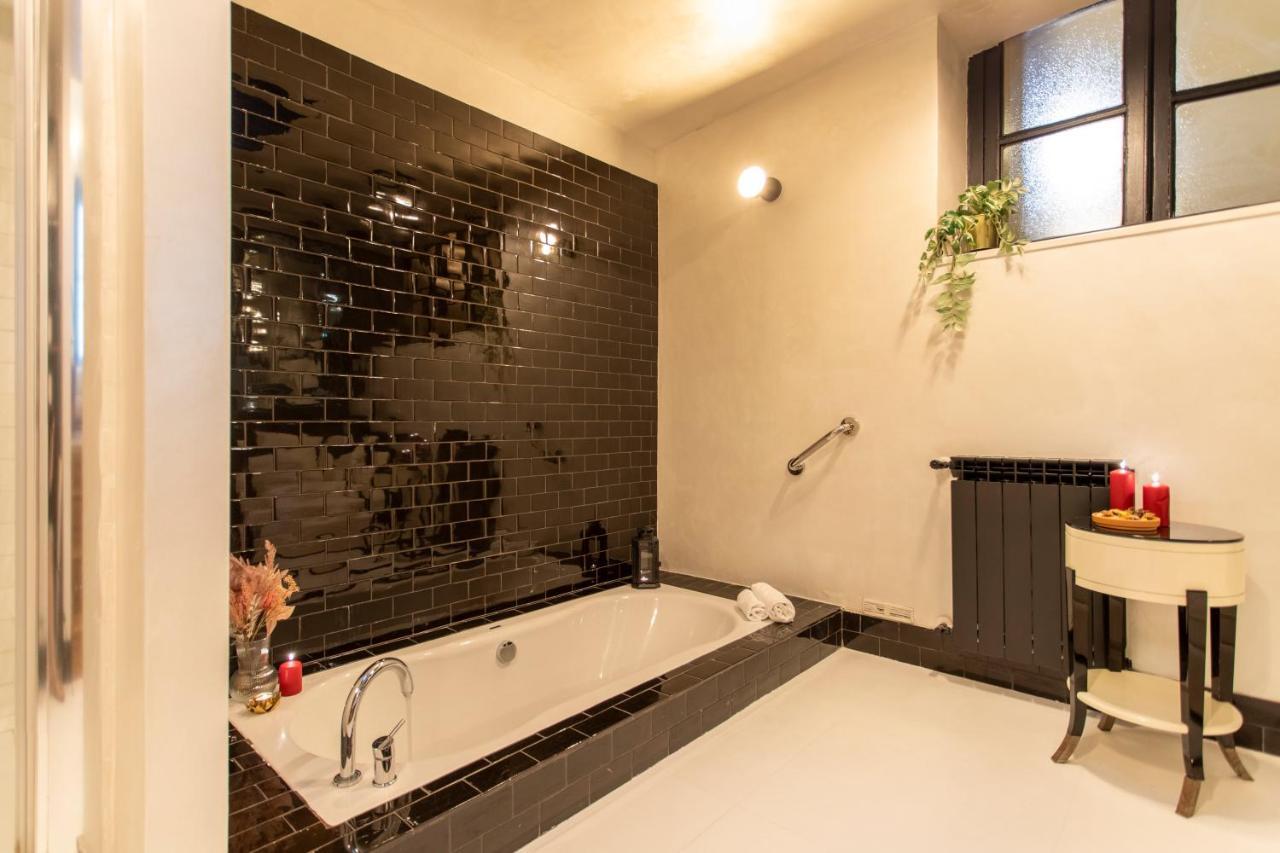 Cloe - Hidden Suite Rome Bagian luar foto